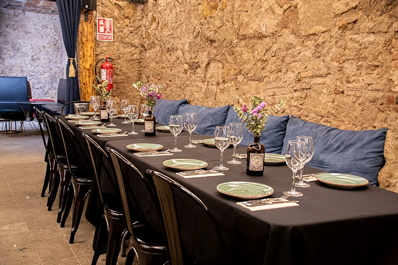 cueva-21-espacio-banquete