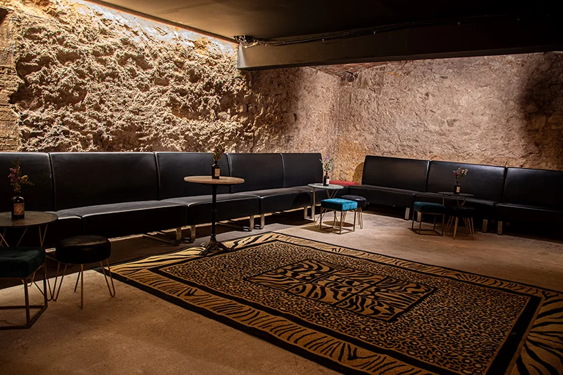 cueva-21-reservado-vip-vista-angulo