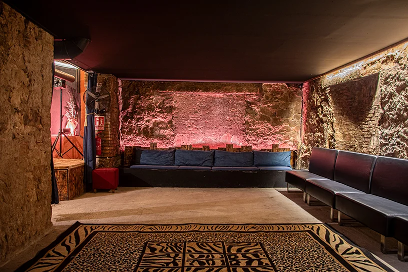 cueva-21-reservado-vip-vista-frontal