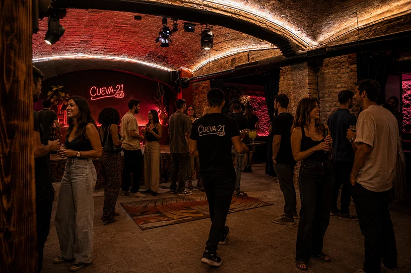 cueva-21-evento